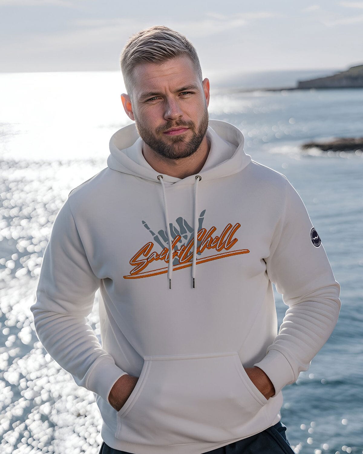 Herren Bio Hoodie mit " sail and chill" Design, perfekt für einen maritimen Freizeit-Look | EMSTSU177
wellenwind.de